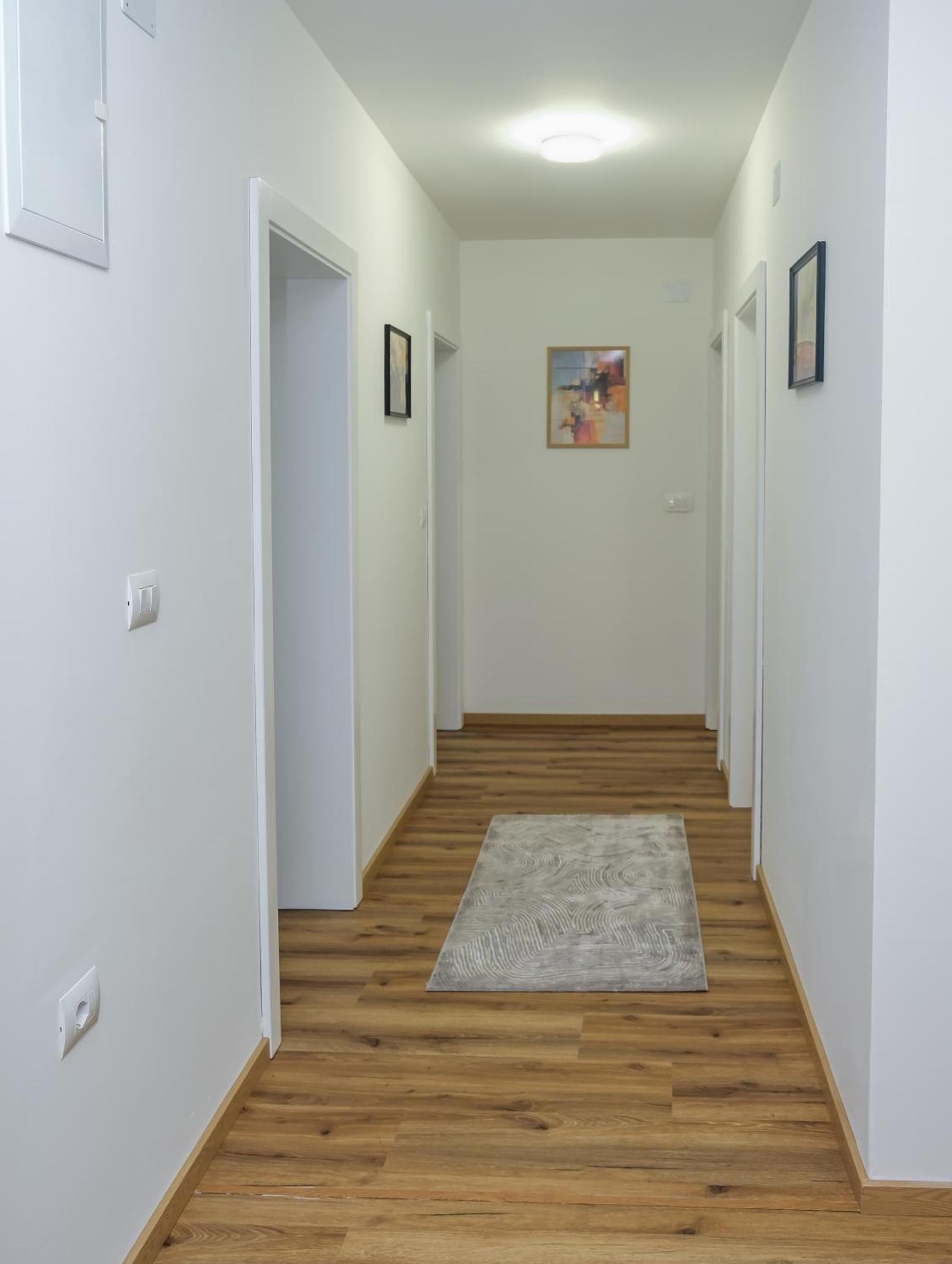 Nest Apartments Gjakova Buitenkant foto